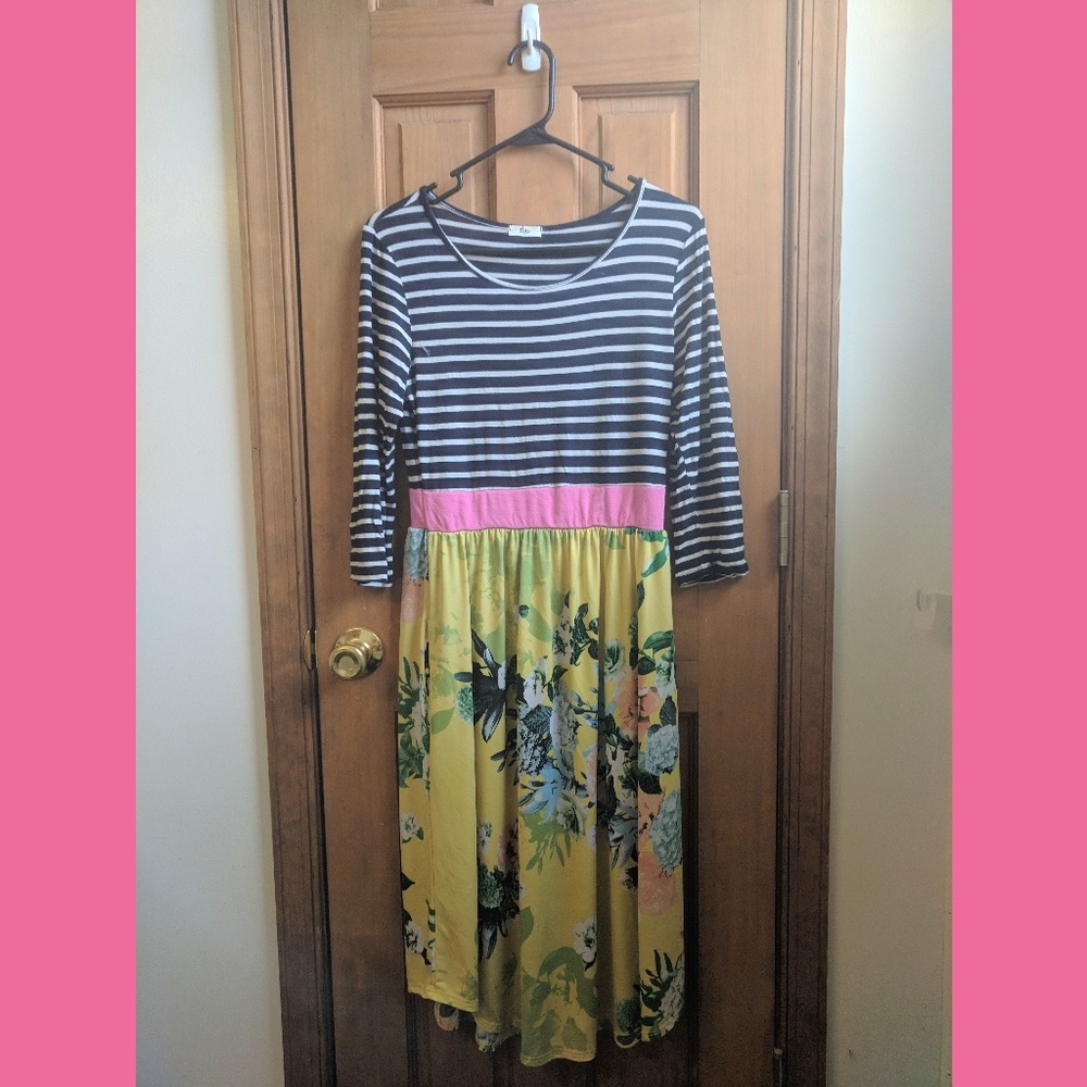 4/20 Dress with Pockets